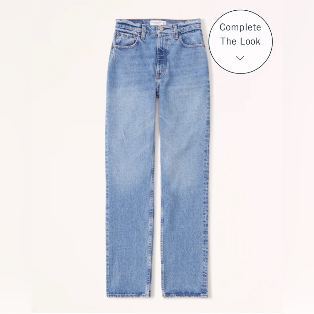 Abercrombie Curve Love Ultra High Rise 90s Straight Jean in Medium Wash